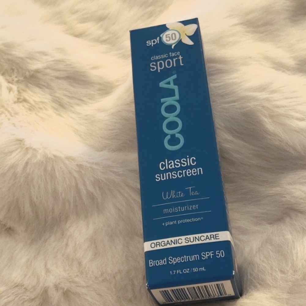 COOLA Suncare Organic Sunscreen SPF 50. / White Tea Moisturizer